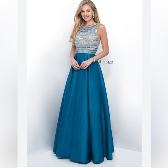 (P4) NWT Intrigue by Blush Prom Dress, Size 14 - Picture 2 of 14